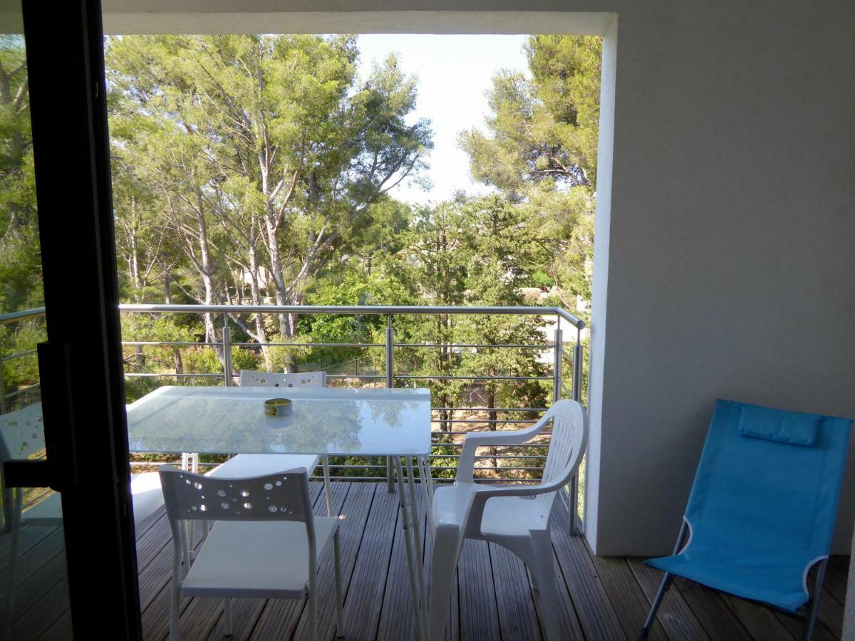 Villa Lucienne Bandol , T2 4 Etoiles Avec Garage, Dans Les Calanques Exterior photo