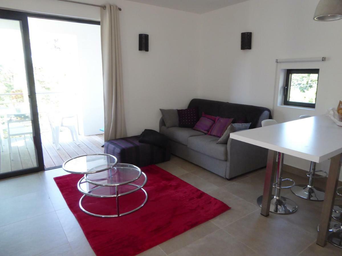 Villa Lucienne Bandol , T2 4 Etoiles Avec Garage, Dans Les Calanques Exterior photo